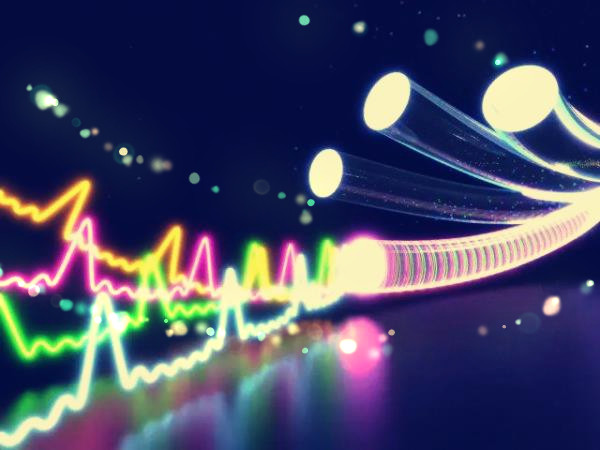 運(yùn)營(yíng)商千兆網(wǎng)絡(luò)全面普及指日可待嗎？光纖光纜行業(yè)保持高度景氣